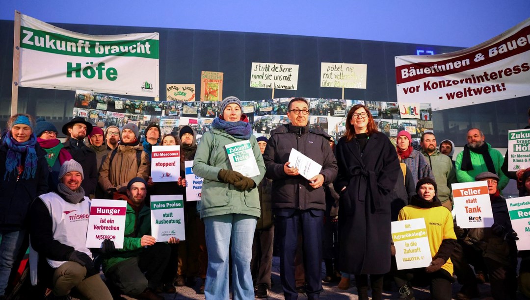 Almanya’da çiftçiler tarım politikalarını protesto etti – Son Dakika Dünya Haberleri