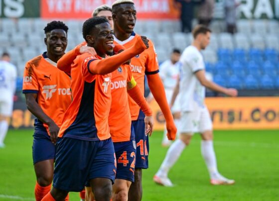 Başakşehir, sahasında 3 puanı 2 golle aldı - Son Dakika Spor Haberleri