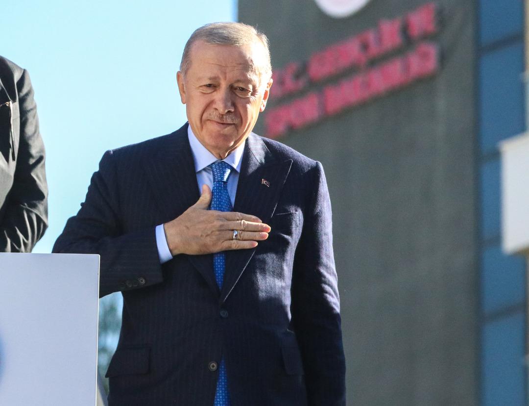 Cumhurbaşkanı Erdoğan’dan CHP lideri Özel’e yanıt: Hayatımda hiç kırmızı kart görmedim!