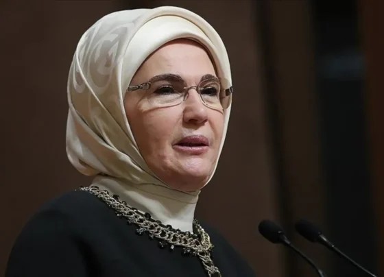 Emine Erdoğan: Çocuklarımız için atılmış her adım, ülkemizin yarınına yapılmış en değerli yatırımdır