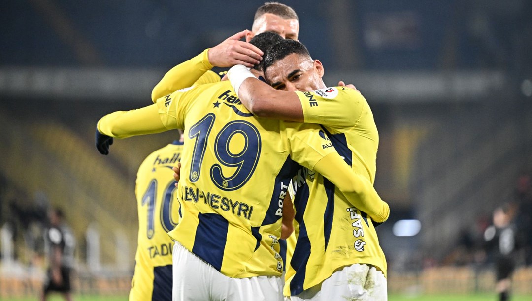 Fenerbahçe, Midtjylland maçı kamp kadrosunu açıkladı – Son Dakika Spor Haberleri