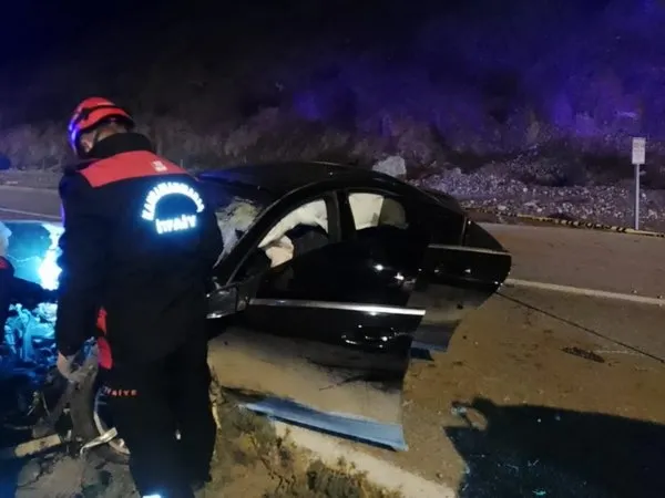 Kahramanmaraş’ta feci kaza! Otomobil iş makinesine çarptı: 1 ölü