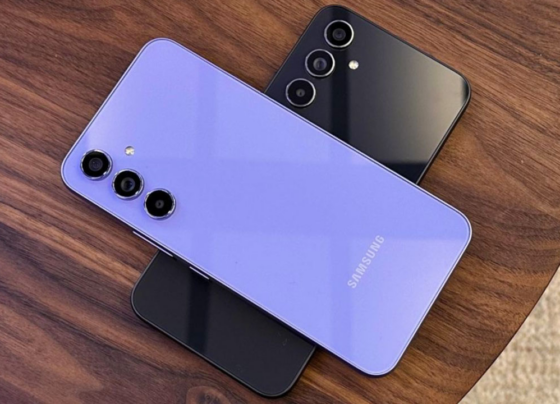 Samsung Galaxy A54 için Aralık 2024 güncellemesi yayında