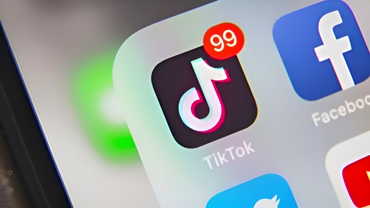 Trump el attı: TikTok yeniden erişime açıldı!