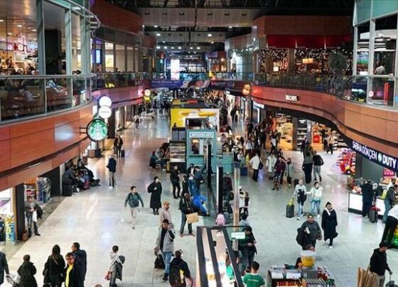 Türkiyedeki havalimanlarından uçan yolcuların %53’ü İstanbul’dan seyahat etti