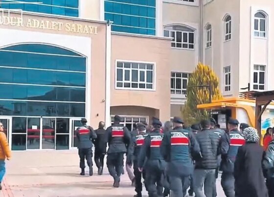 39 ilde FETÖ operasyonu: 103 şüpheli gözaltına alındı