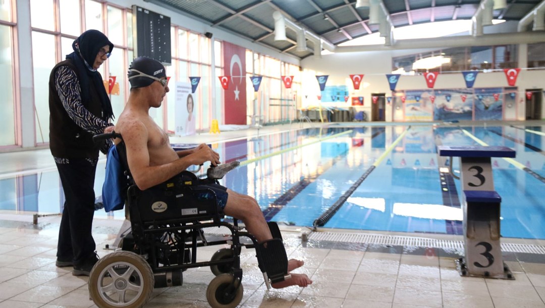 57 yaşındaki fedakar anne: 21 yıldır serebral palsi hastası oğlunu şampiyonluklara taşıyor – Son Dakika Spor Haberleri