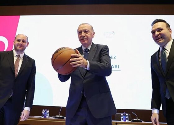 Başkan Erdoğan’a basketli doğum günü sürprizi