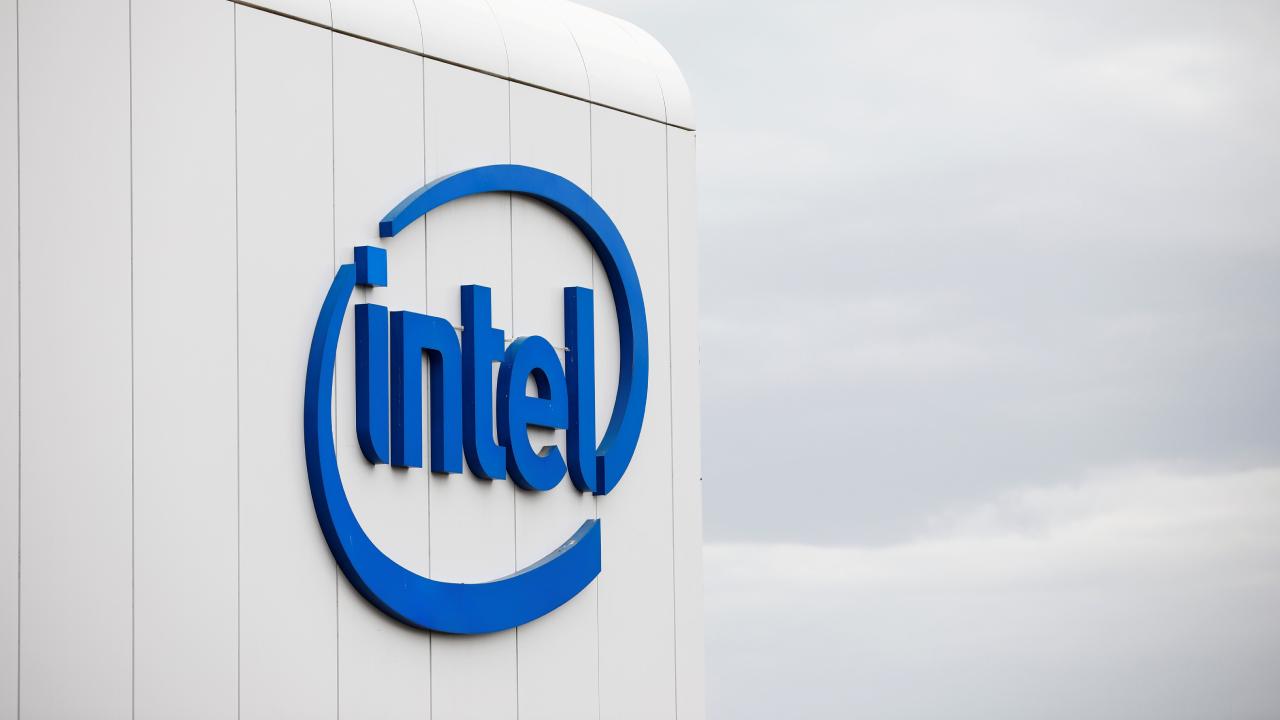 Broadcom Intel’in çip tasarım birimi için harekete geçti