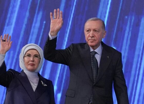 Emine Erdoğan'dan, AK Parti 8. Olağan Büyük Kongresi'ne ilişkin paylaşım