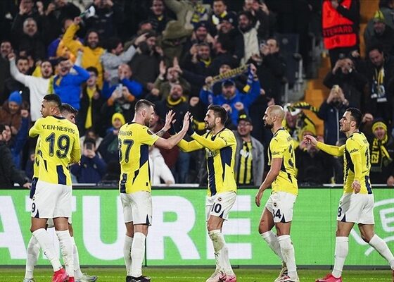 Fenerbahçe Anderlecht'i 3-0 mağlup etti