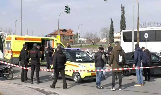 İki Türk'ün olduğu araç tarandı: Selanik'te suikast