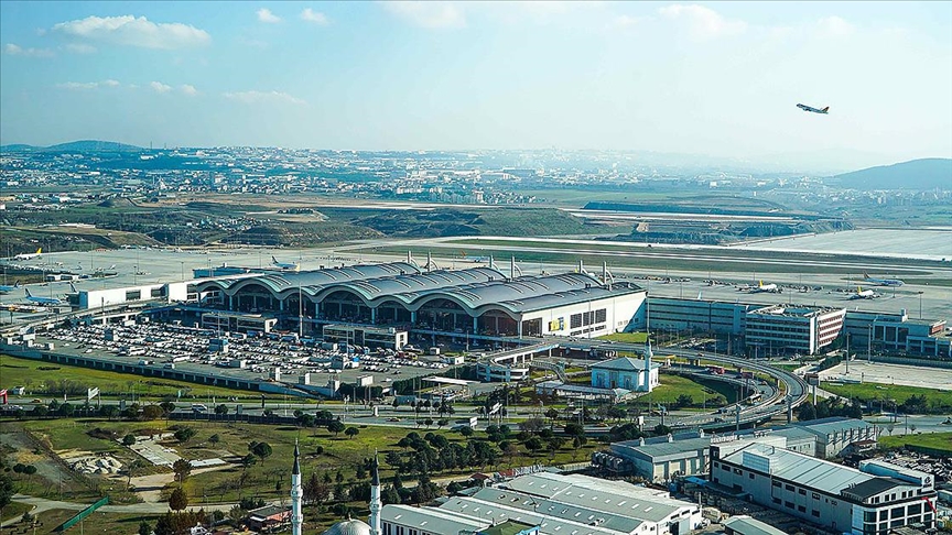 İstanbul Valisi Gül’den uyarı: Zorunlu olmadıkça trafiğe çıkmayın haberi