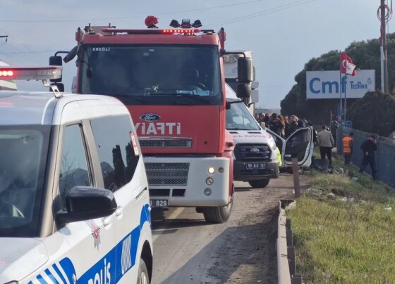 Tekirdağ'da tır ile otomobil çarpıştı: 1 ölü, 2 yaralı