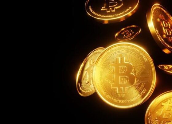 Bitcoin 90 bin dolara geriledi Trump’ın gümrük vergileri kripto piyasasını sarstı