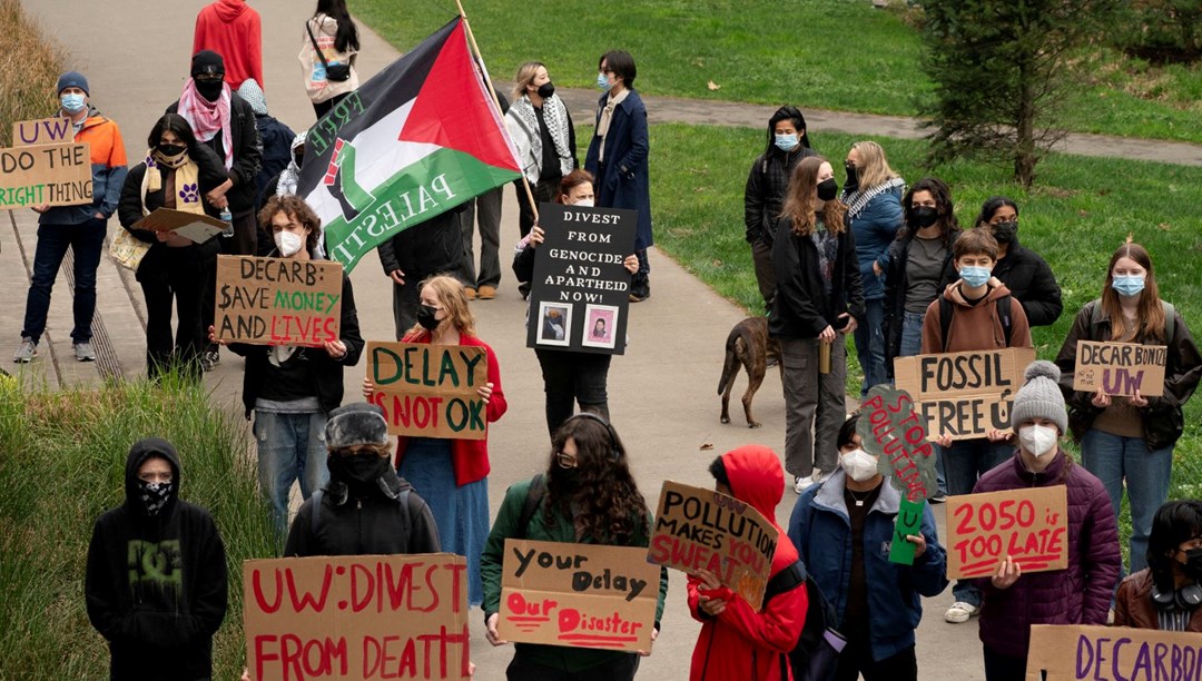 ABD’de Filistin yanlısı öğrenci protestoları: Columbia Üniversitesi, gösterilere katılan öğrencileri okuldan attı – Son Dakika Dünya Haberleri