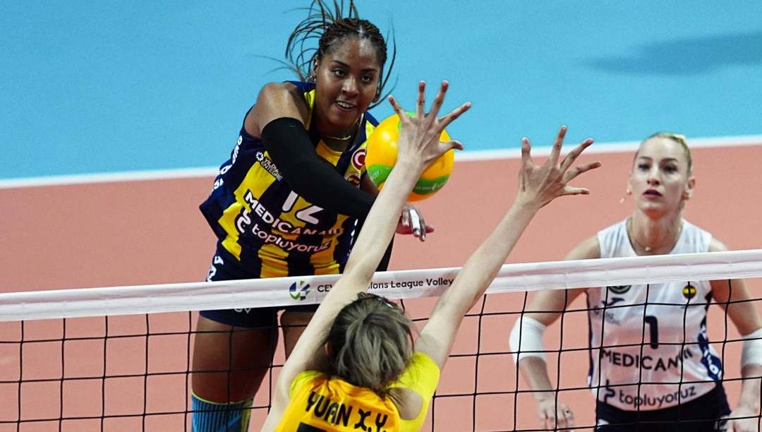 Avrupa’da Türk derbisi: Fenerbahçe, Vakıfbank’ı 3-0’la geçti – Son Dakika Spor Haberleri