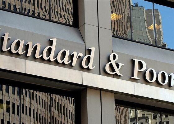 S&P, Fransa'nın kredi notu görünümünü negatife çevirdi