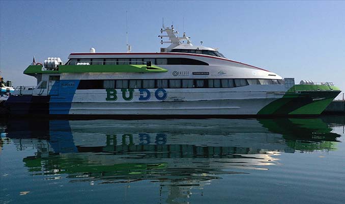 Gaziosmanpaşa’da ramazan çadırında sahne çöktü: 5 yaralı haberi