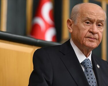 Bahçeli'den İmralı Heyeti ziyareti öncesi ilginç mesaj