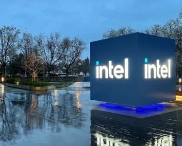 Intel, yeni CEO’su ile değişim sürecine girecek!