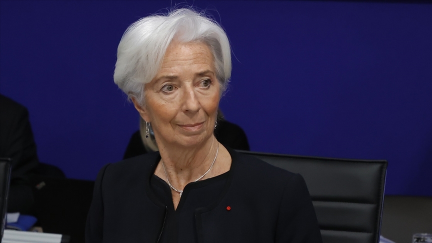 Lagarde: Ticaret gerilimleri, büyümeyi düşürebilir haberi