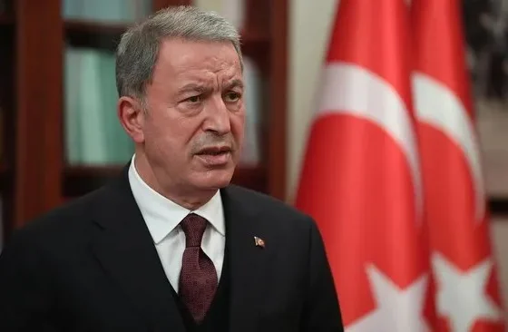 Özel, Hulusi Akar'a 10 bin lira manevi tazminat ödeyecek