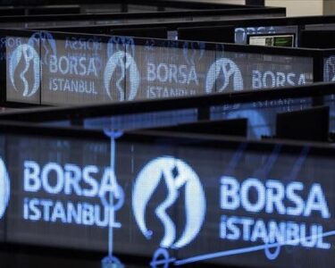 SON DAKİKA | Borsa İstanbul haftaya yükselişle başladı BIST 100 endeksi 10.869 puanda