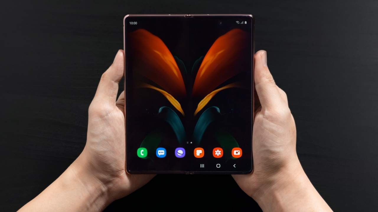 Samsung Galaxy Z Fold 3 Mart 2025 güncellemesini aldı