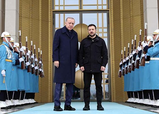 Erdoğan, Zelenskiy ile bir araya geldi