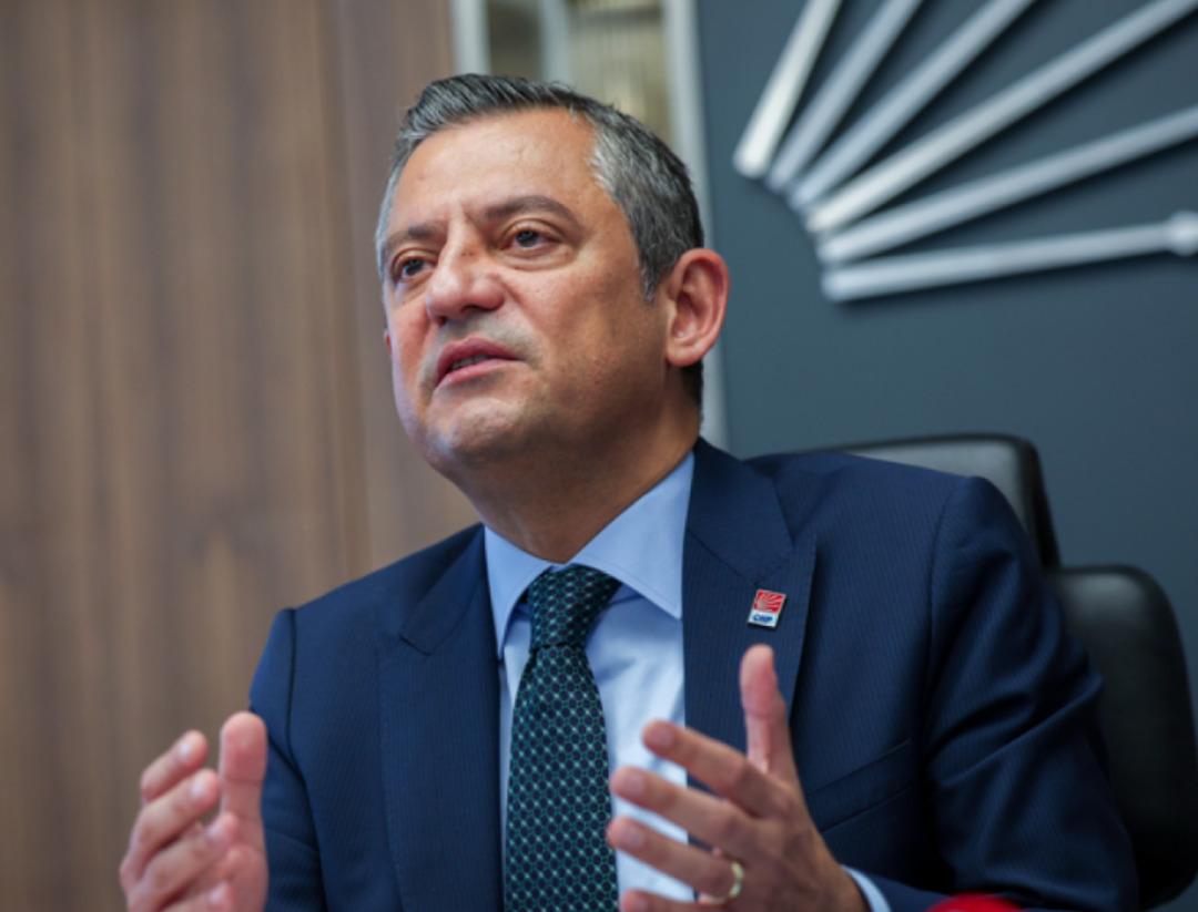 CHP lideri Özel’den ‘Ekrem İmamoğlu’ çıkışı! ‘Anket bekliyorlar’ diyerek iddialı konuştu: Geri adım atacaklar!