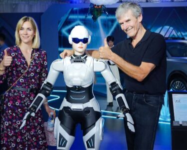 Chery, yeni insansı robotunu görücüye çıkardı!